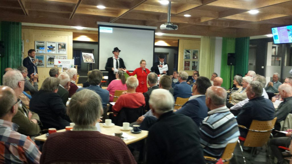 “Gemeente moet Coöperatie en Podium Heino helpende hand bieden”